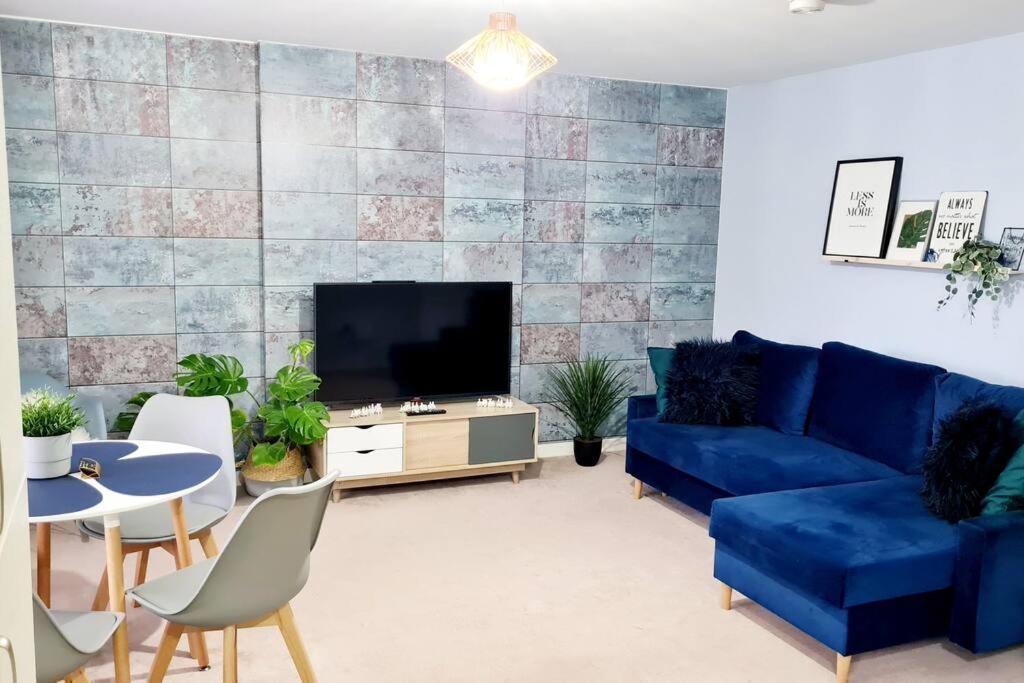 Stylish 2 Bedroom Apartment / Free Gated Parking غلاسغو المظهر الخارجي الصورة