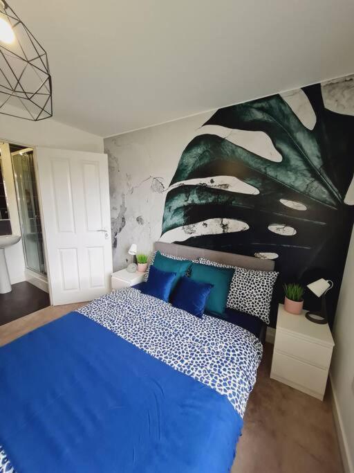 Stylish 2 Bedroom Apartment / Free Gated Parking غلاسغو المظهر الخارجي الصورة